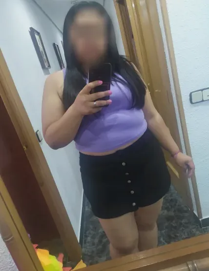 Carlijn, 34