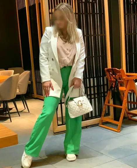 Kirsten, 38