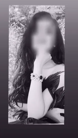 Maud, 28